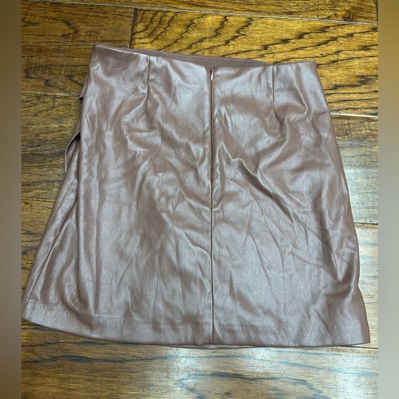 Wilfred faux leather mini skirt - Picture 9 of 10